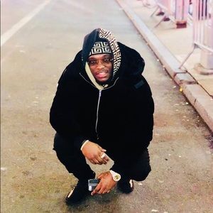 Meet your Posher, Louie